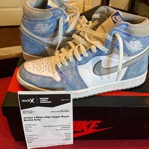 Jordan 1 retro high hyper royal smoke grey